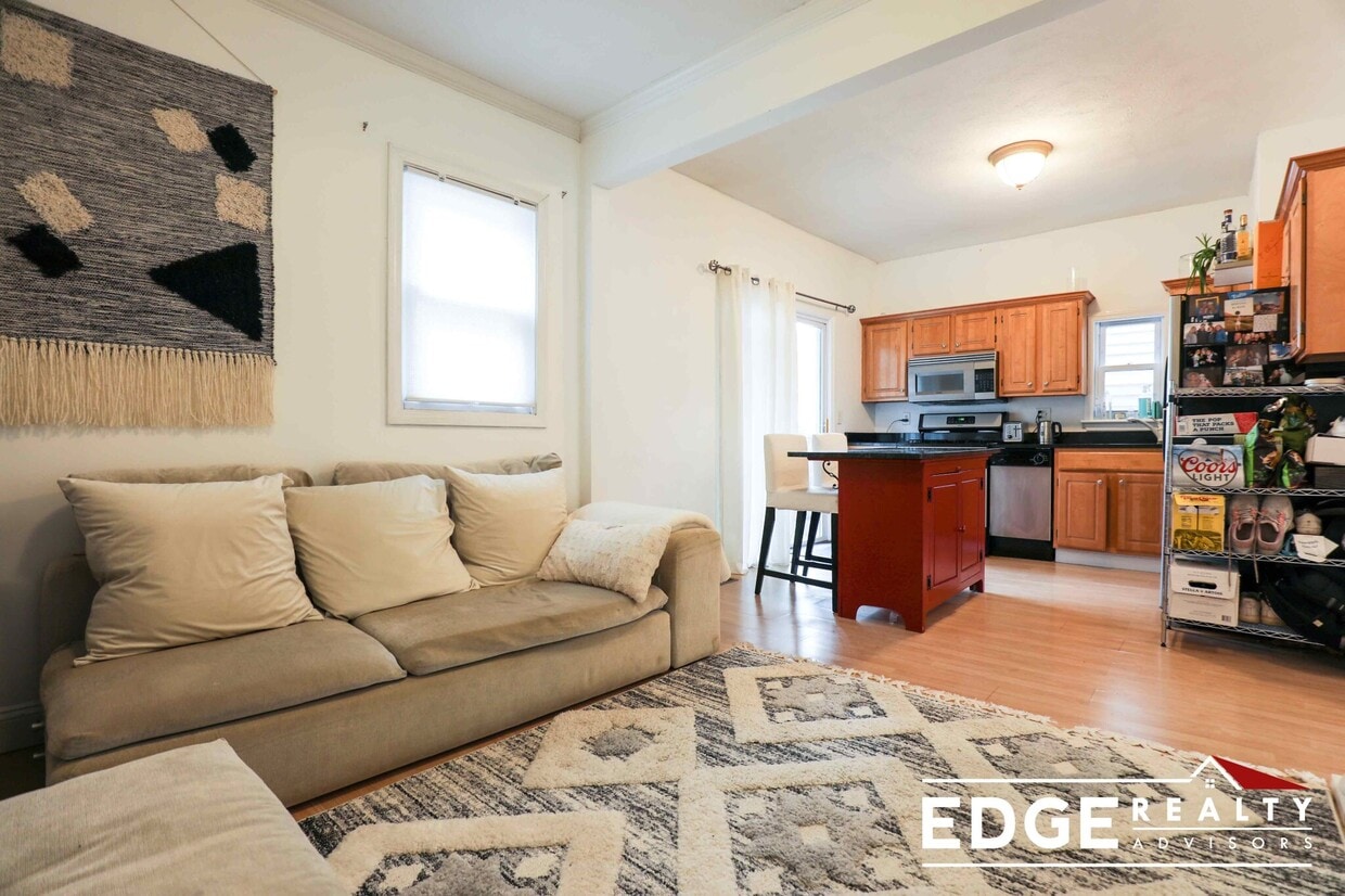 Photo - 109 Bolton St. Unit 1