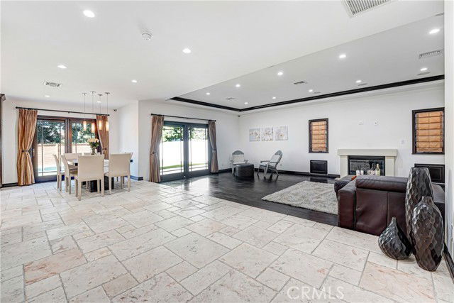 Building Photo - 4529 Don Pio Dr