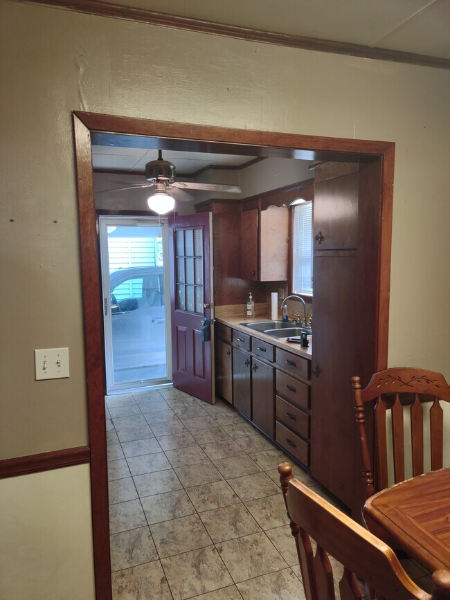 Kitchen 1 - 113 Thelma Dr