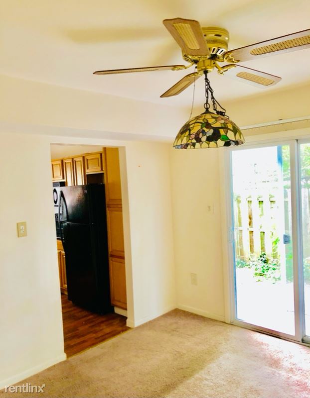 Building Photo - 3 br, 3.5 bath Townhome - 66 Anna Ct