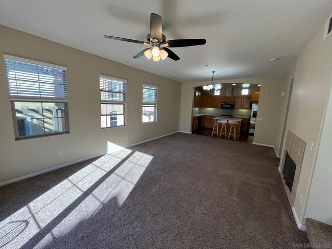 Building Photo - 307 Bishop Dr