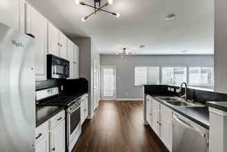 Building Photo - 20910 Hall Colony Ct