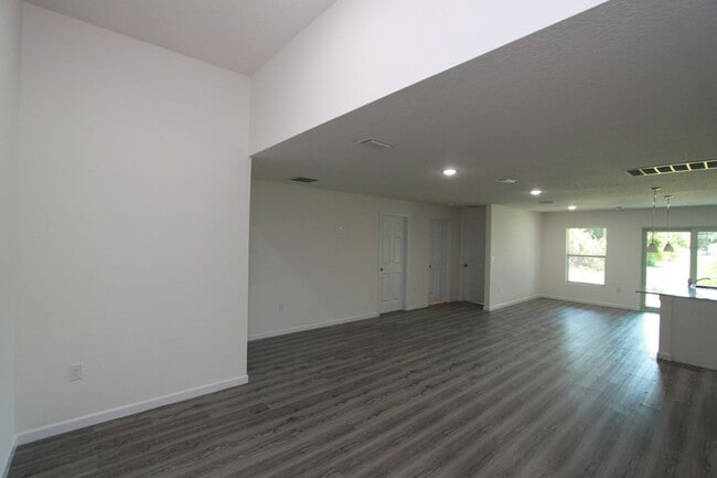 Building Photo - AWESOME 4 BD/2BA Home in Palm Bay!!