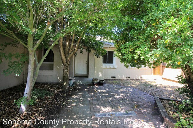 Building Photo - 3 br, 2 bath House - 1667 Cunningham Way