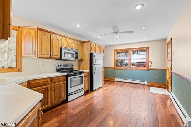 Foto del edificio - 147 Millbrook Ave