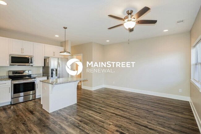 Building Photo - 3 Bedroom Pet-Friendly Home in Lebanon, TN with Main Street Renewal