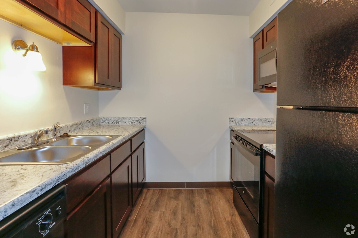 BROWN SCHOOL STATION Apartments in Vandalia, OH