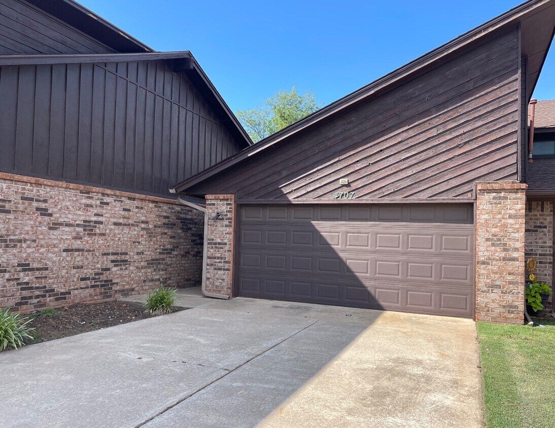 Photo - 4707 Hemlock Ln (Oklahoma City, OK)