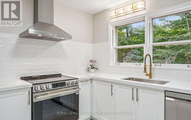 Photo du bâtiment - 9 Pinevale Rd