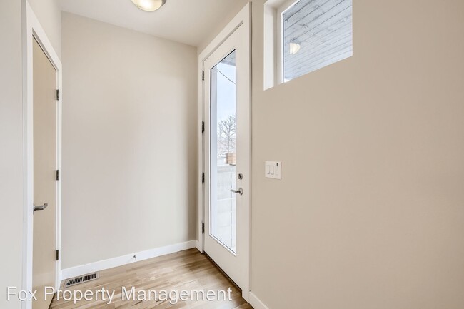 Building Photo - 4 br, 5 bath House - 3652 Pinedale Street #D