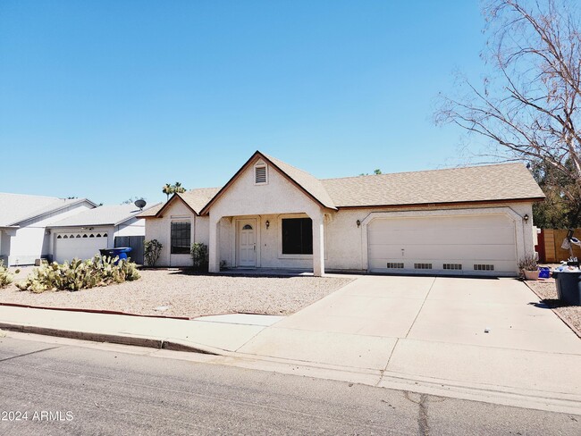 Building Photo - 6115 W Laredo St