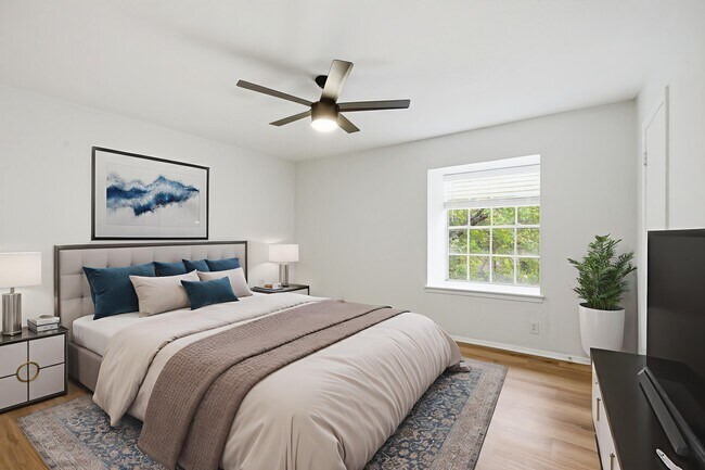 Foto del edificio - 7801 Shoal Creek Blvd