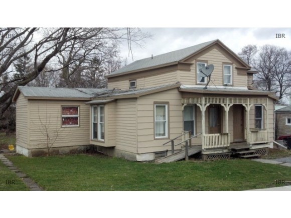 Primary Photo - 7134 Main St