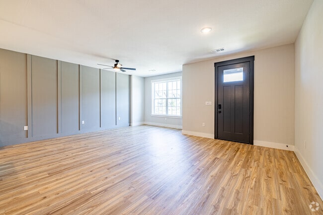 Virginia - 3BR, 2.5BA - 1,957SF - Living Room - The Townhomes at Monticello