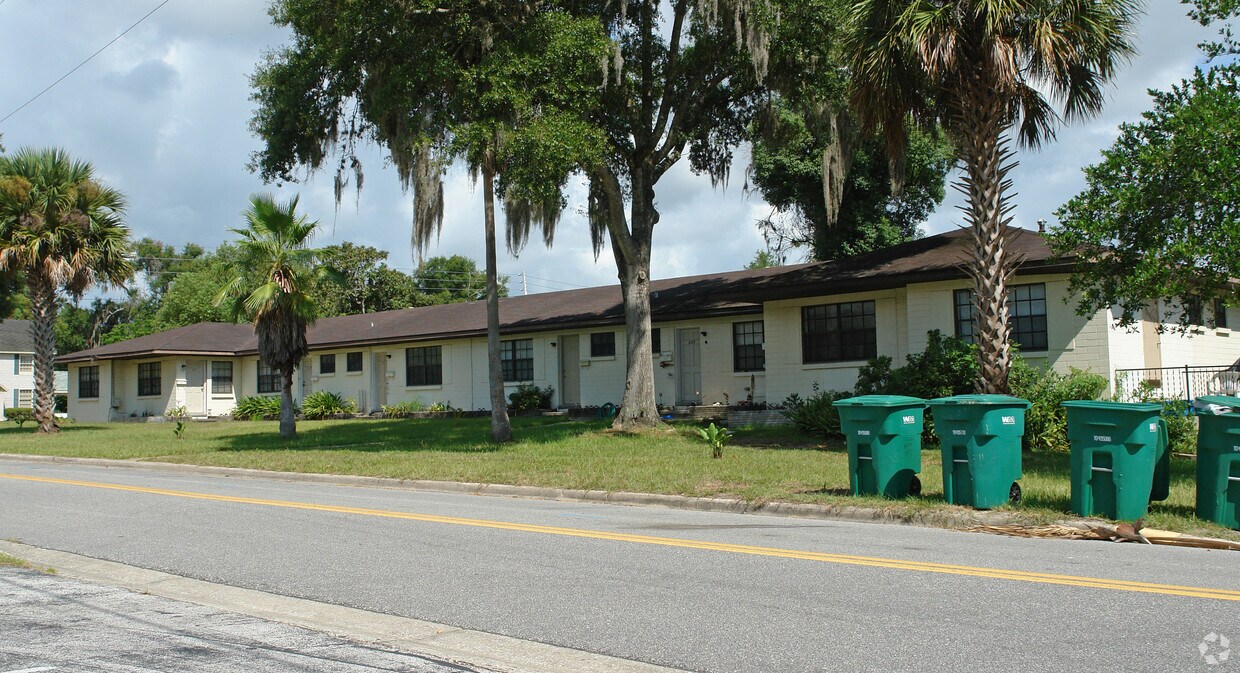 Foto del edificio - 101-111 E Stetson Ave