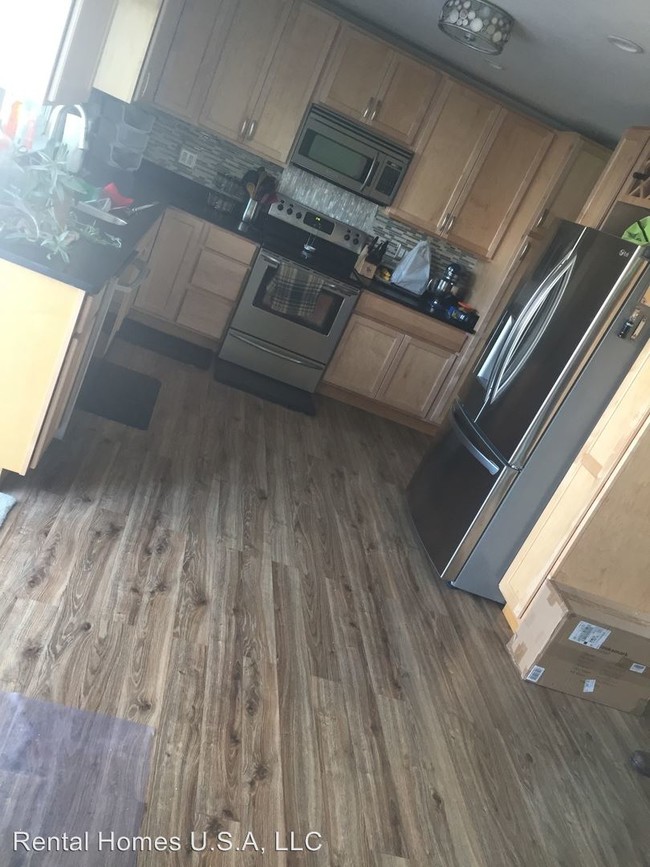 Foto del edificio - 3 br, 2 bath House - 3432 Dandelion Crescent