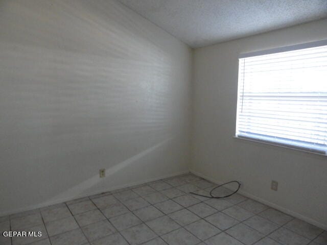 Building Photo - 606 White Cliffs Dr