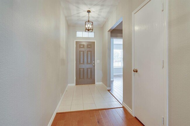 Foto del edificio - 3201 Bent Creek Dr