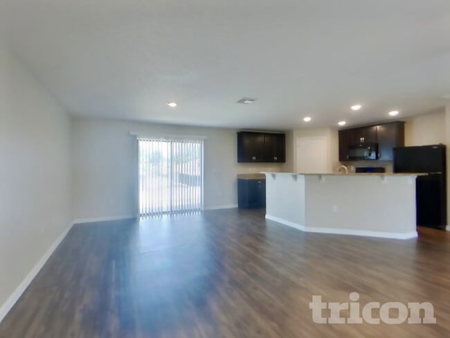 Foto del edificio - 866 N Fairbanks Dr