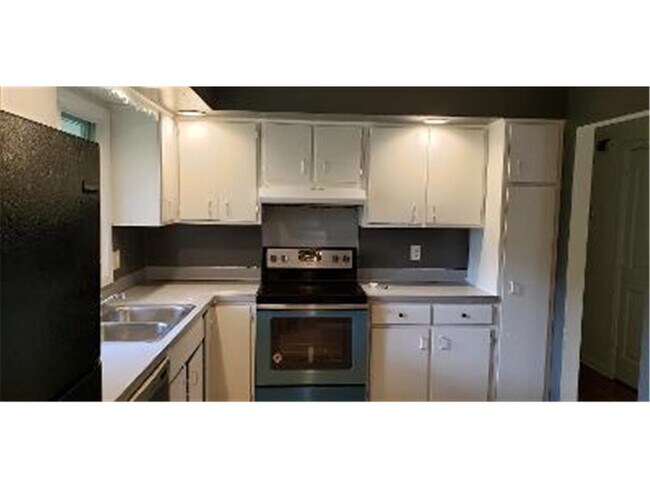 Foto del edificio - 1901 Tamarack Ln