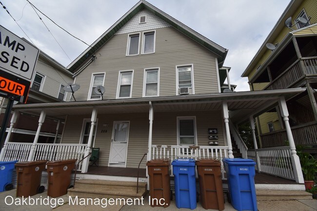 Foto del edificio - 209 Howe Ave