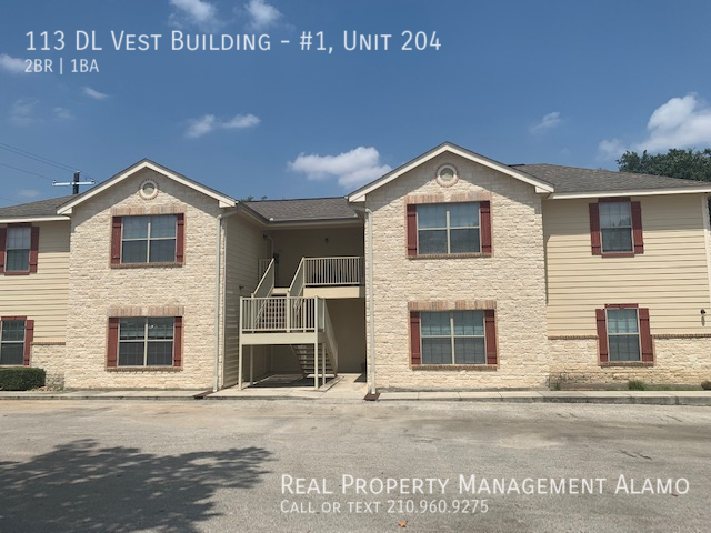 Building Photo - 113 D L Vest
