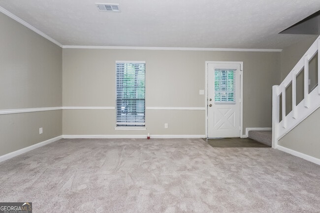 Foto del edificio - 144 Fairview Dr