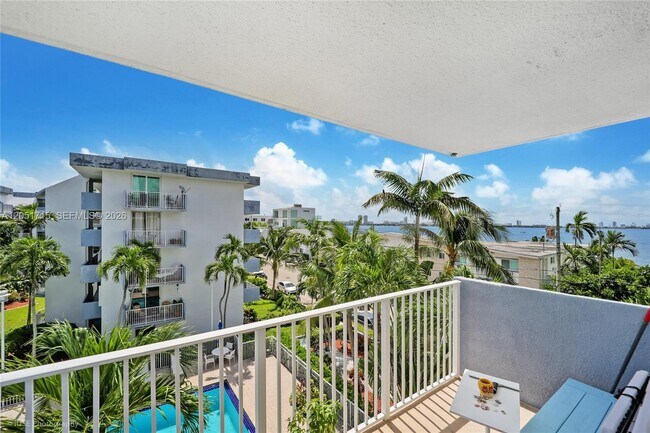 Photo - 1801 South Treasure Drive Apt #4, North Bay Village, FL 33141 - 3 BR 2 BA condo