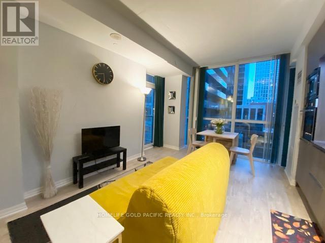 Building Photo - 88 Blue Jays Way