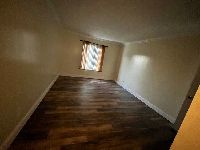 Building Photo - 8205 Sun Spring Cir