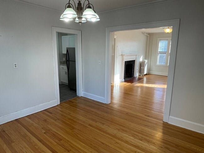 Photo - 11 S Highland St (West Hartford, CT) Apartments
