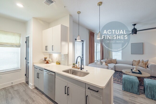 Building Photo - Botanic Miramar Beach