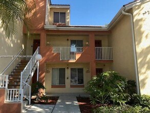 Building Photo - 990 Coral Club Dr