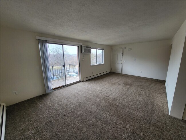 Foto del edificio - 7554 Victor Mendon Rd