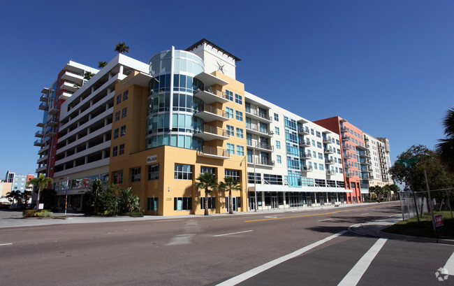 Grand Central Apartments Tampa