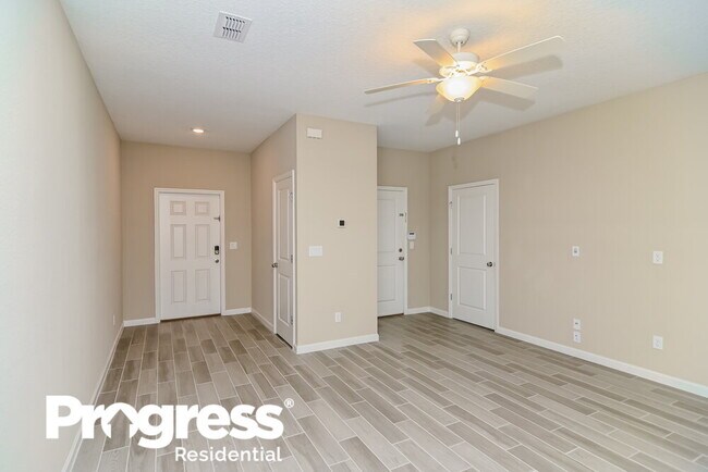 Foto del edificio - 1329 Grassland Ave