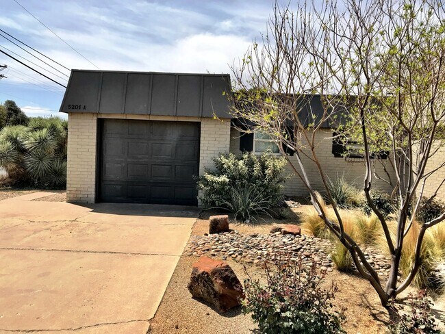 Foto del edificio - 5201 18th St