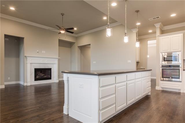 Building Photo - 8604 Pine Valley Dr