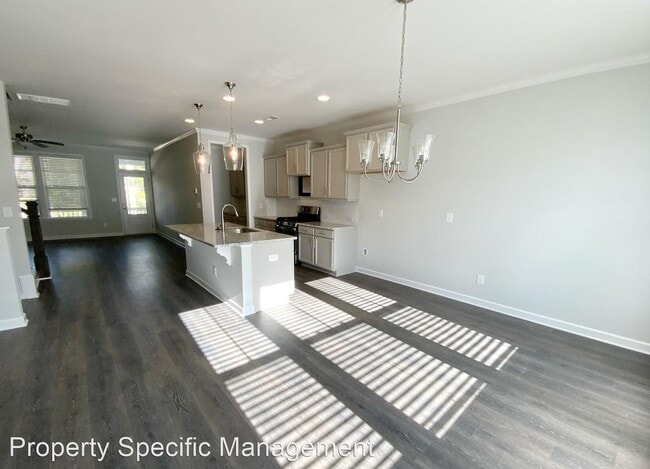 Building Photo - 3 br, 2.5 bath House - 702 Carraway Street