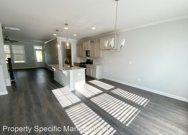 Foto del edificio - 3 br, 2.5 bath House - 702 Carraway Street