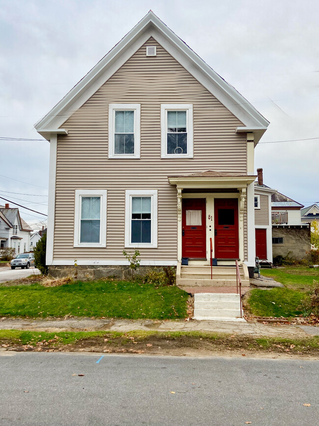 FRONT ENTRANCE - 81 Appleton St