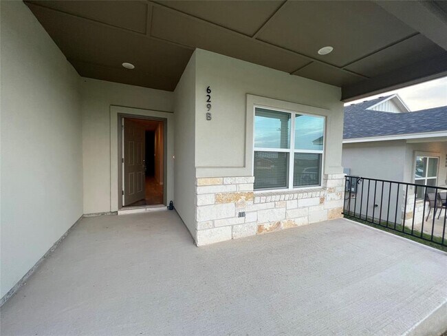Foto del edificio - 629 County Rd 306