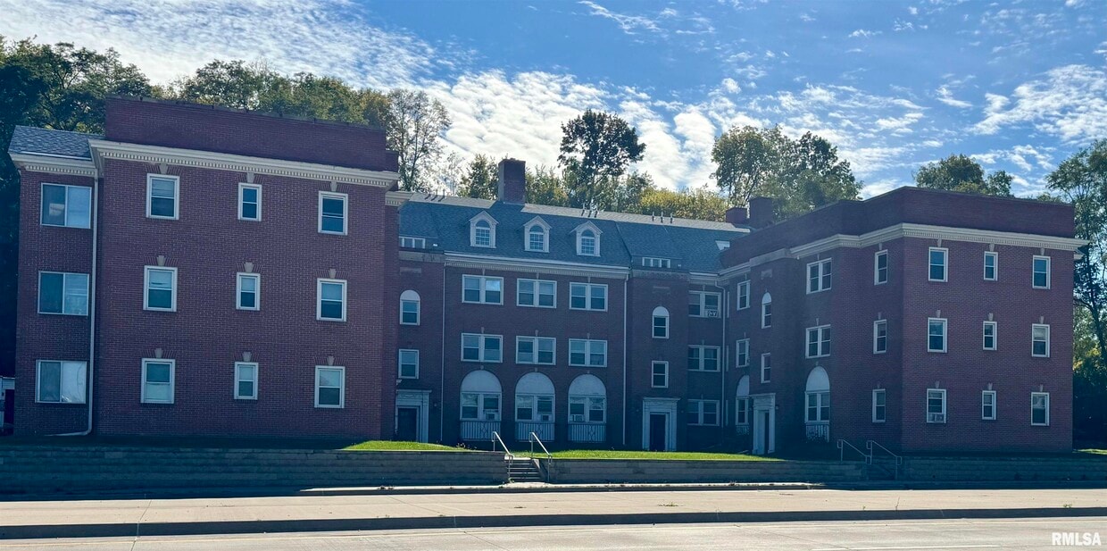 Foto principal - 2028 7th St