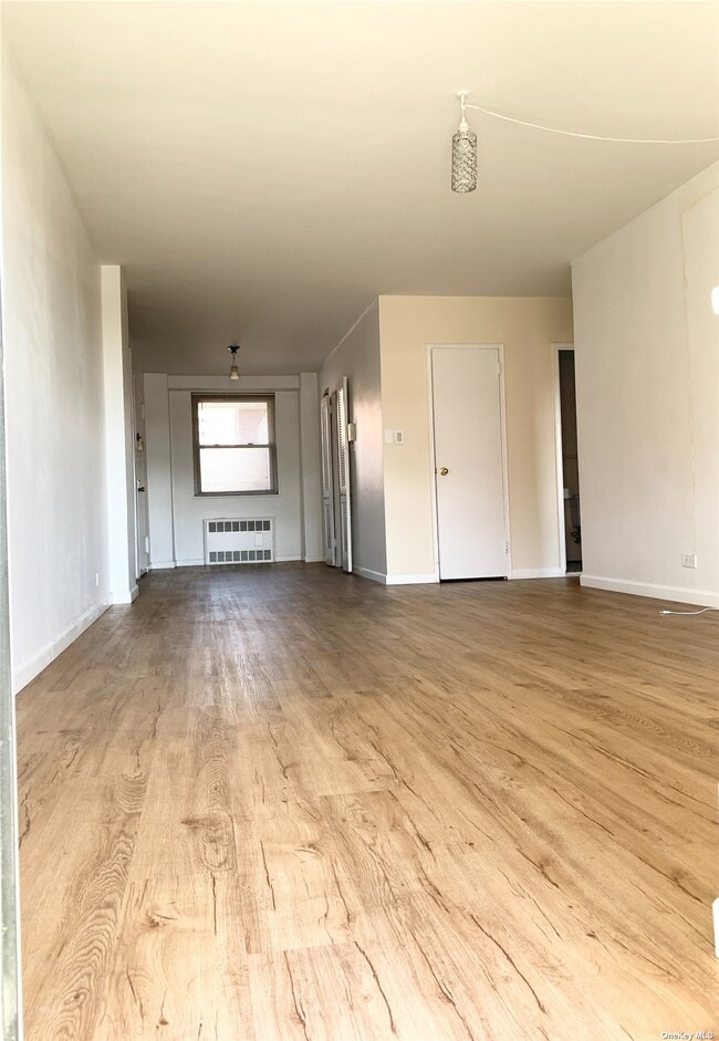 Building Photo - 61-15 97th St