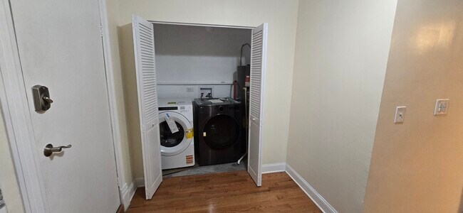 Foto del edificio - 6323 S Saint Lawrence Ave