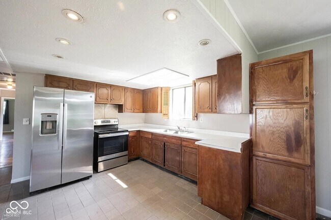 Foto del edificio - 13907 E 117th St