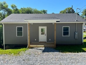 Building Photo - 812 Taylor St
