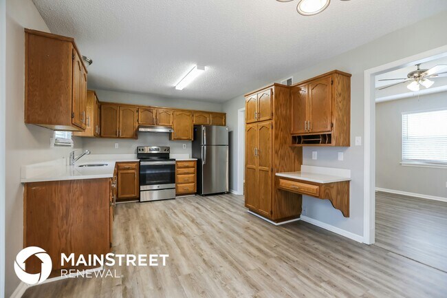 Foto del edificio - 113 Cross Creek Ln