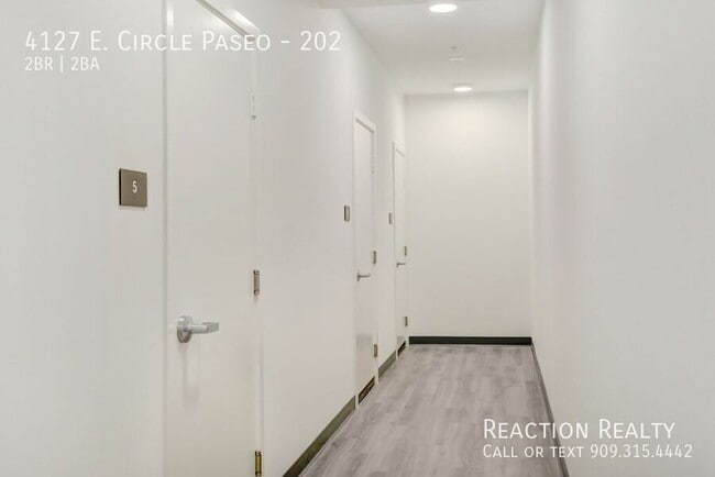 Building Photo - 4127 E Cir Paseo