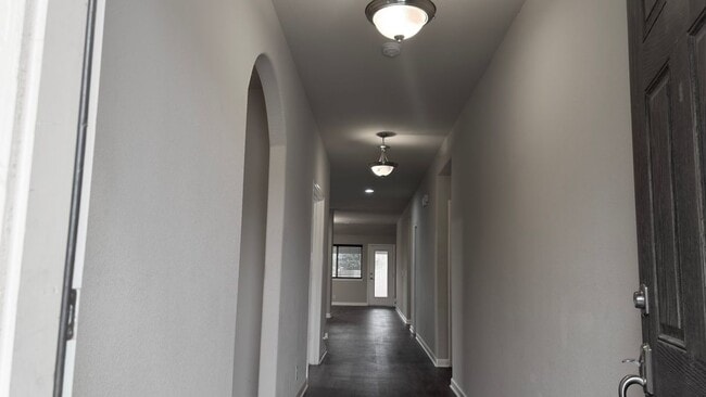 Building Photo - 2101 Long Forest Rd